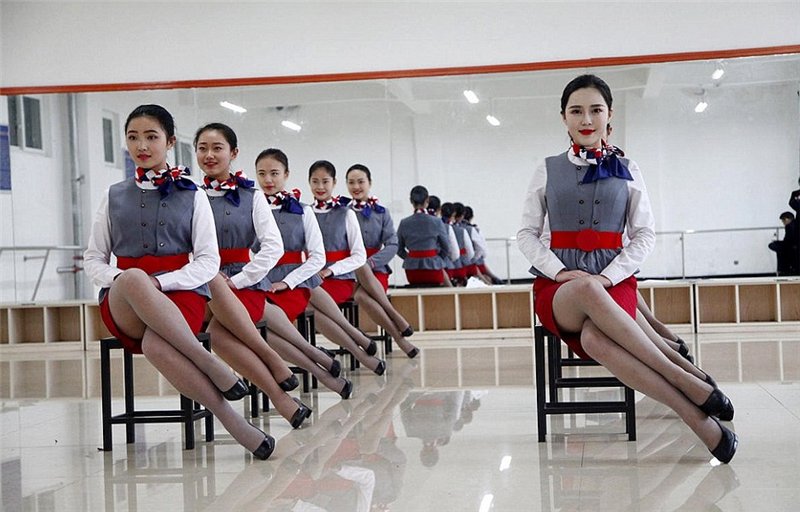 Chinezi stewardesi